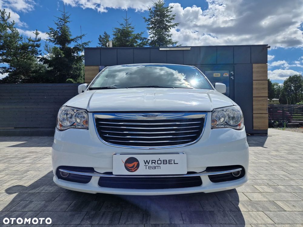 Chrysler Town & Country 3.6 Limited - 4