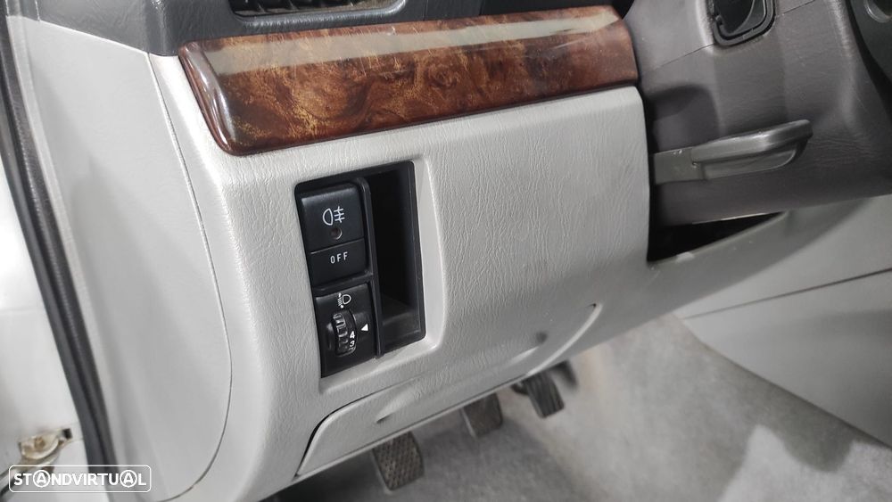 Suzuki Grand Vitara XL-7 2.0 HDi - 35