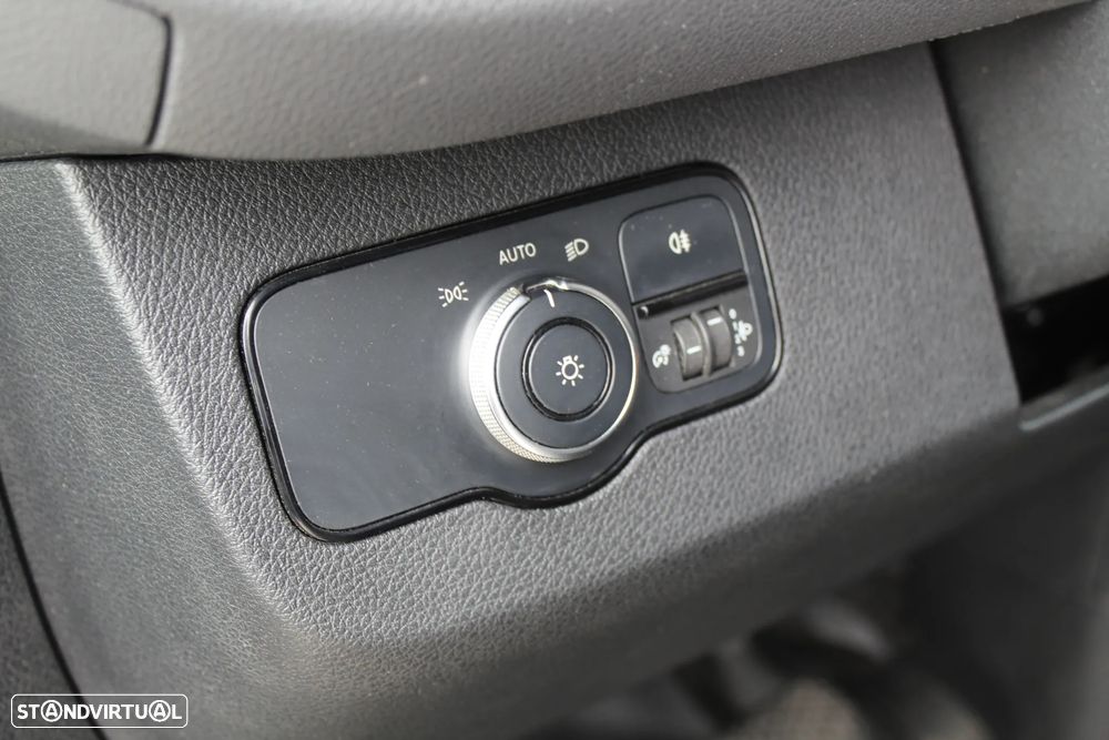 Mercedes-Benz SPRINTER 319 CDI V6 L3H2 - 13