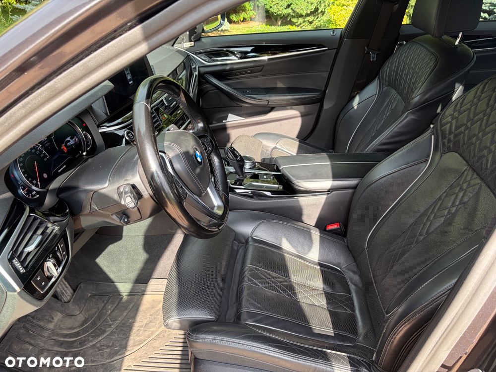 BMW Seria 5 530d xDrive Sport Line sport - 21