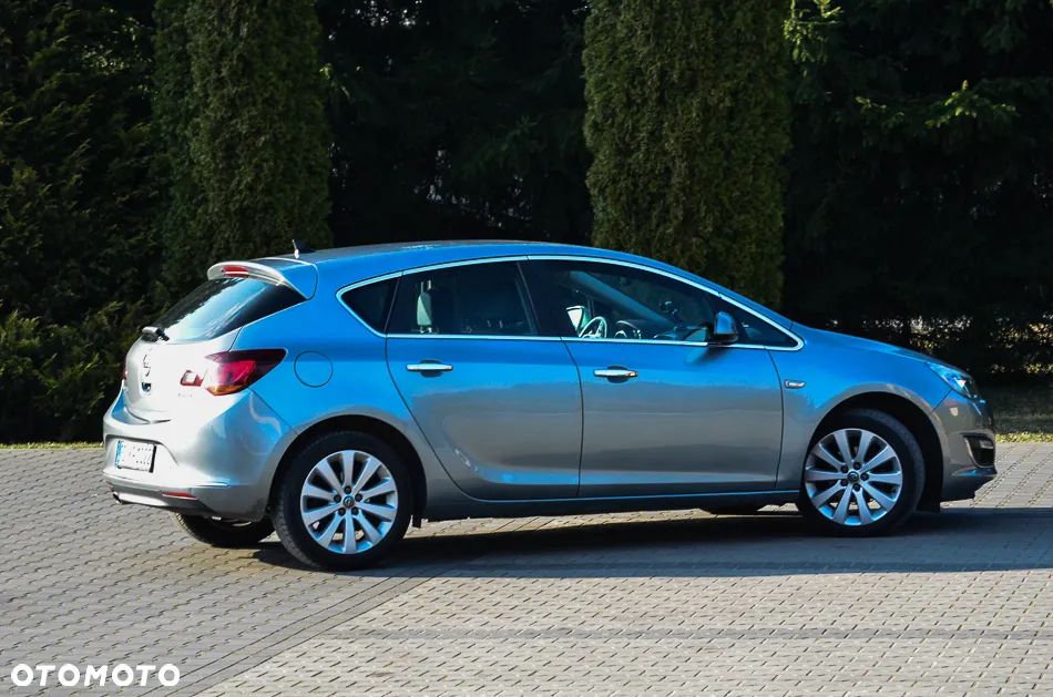 Opel Astra 1.4 Turbo Cosmo - 16