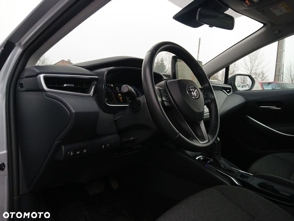 Toyota Corolla 1.8 Hybrid Comfort - 18