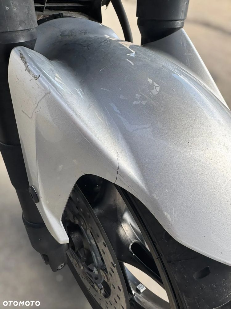 Yamaha FZ6 - 8