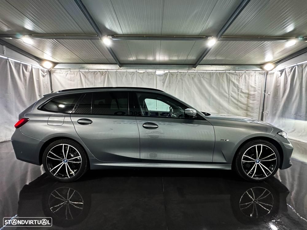 BMW 330 e Pack 50 anos M Auto - 12