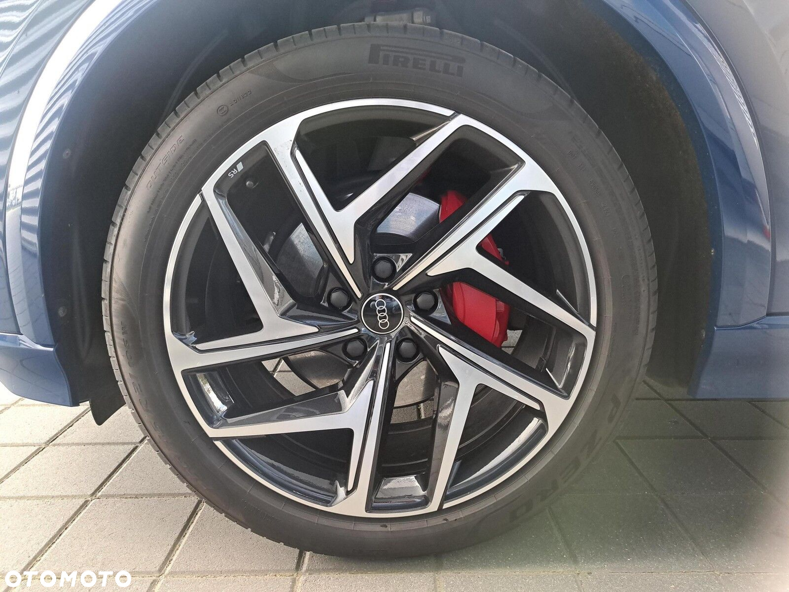 Audi Q6 e-tron - 18