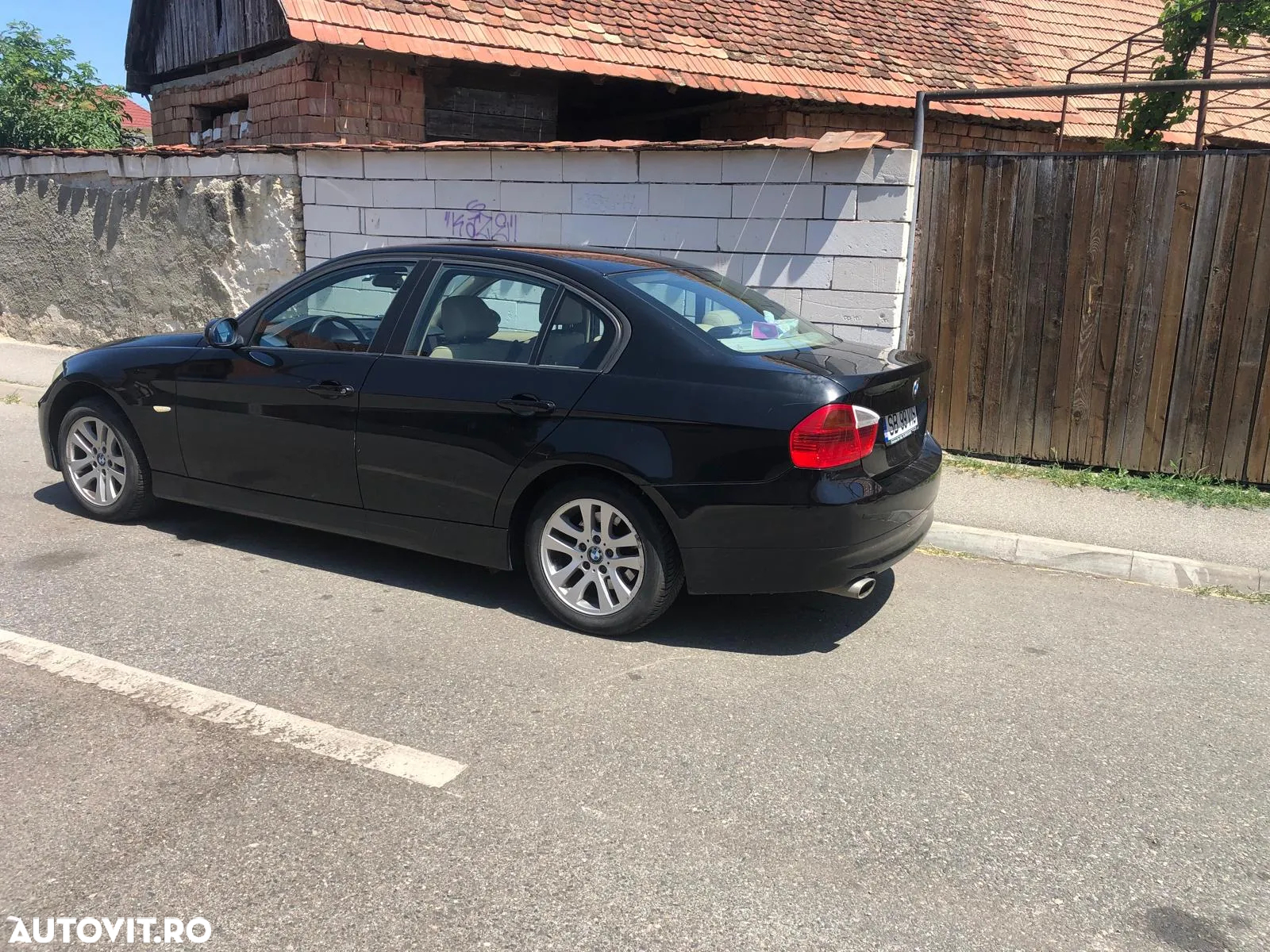 BMW Seria 3 318d - 10