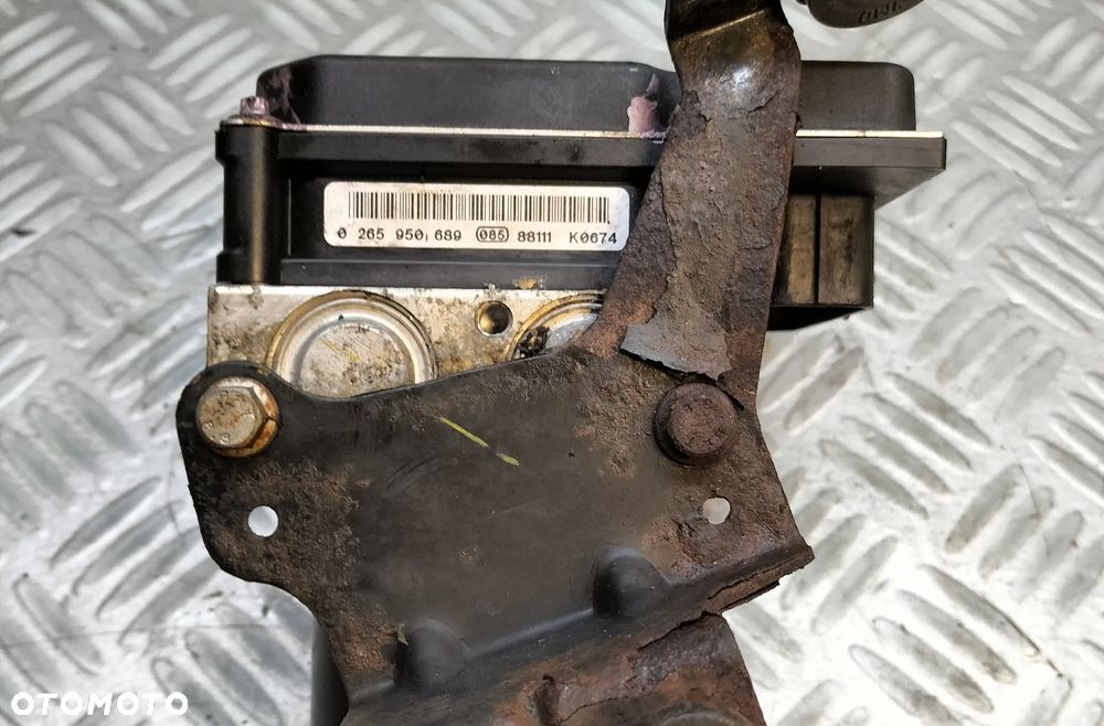POMPA ABS SKODA ROOMSTER FABIA II 1,9TDI 0265234575 6R0614517B - 3