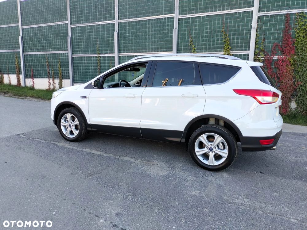 Ford Kuga - 9