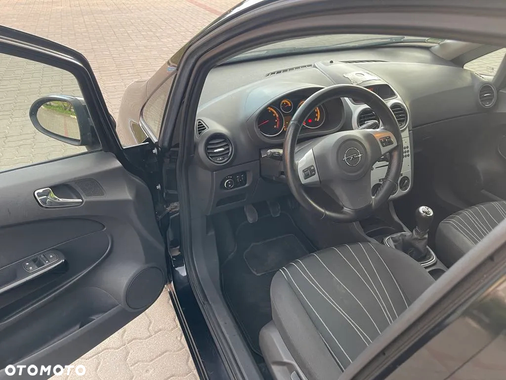 Opel Corsa 1.2 16V Enjoy - 15
