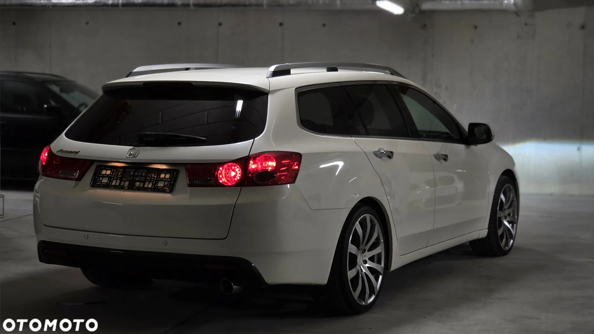 Honda Accord 2.0 Lifestyle - 2