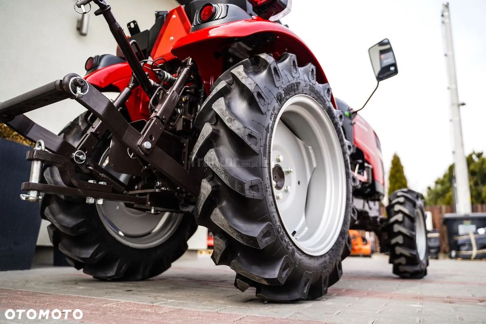 Massey Ferguson MF6028 - 13