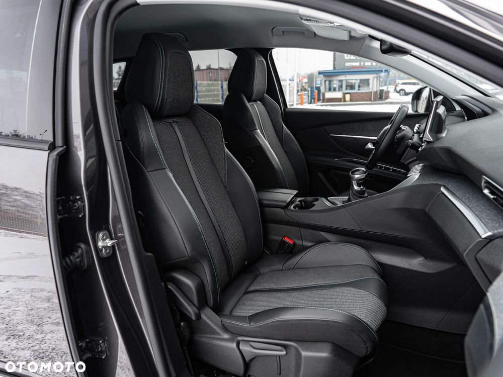 Peugeot 3008 1.5 BlueHDi Allure Pack S&S - 25