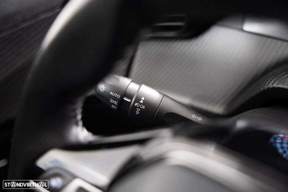 Peugeot 2008 1.2 PureTech Active - 9