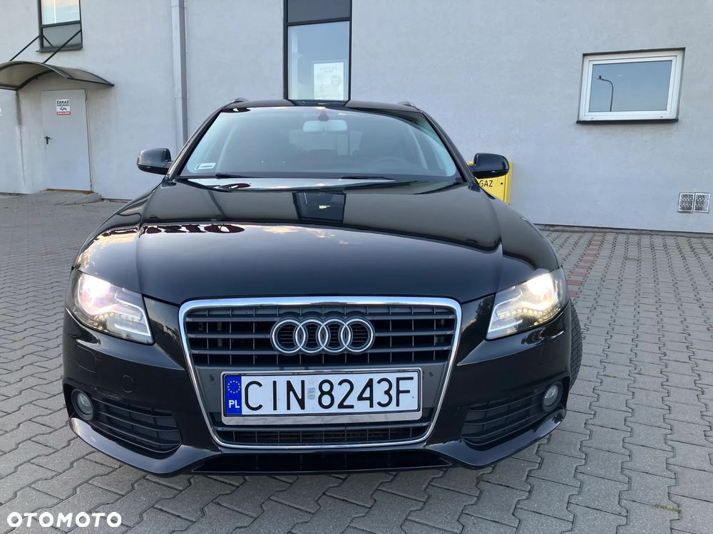 Audi A4 Avant 2.0 TDI - 13