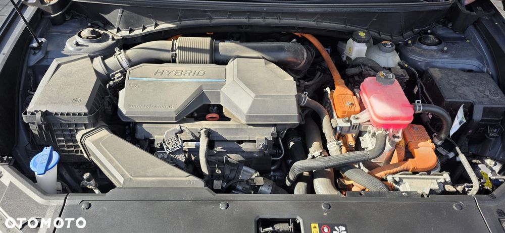 Hyundai Tucson 1.6 T-GDi HEV Executive 4WD - 39
