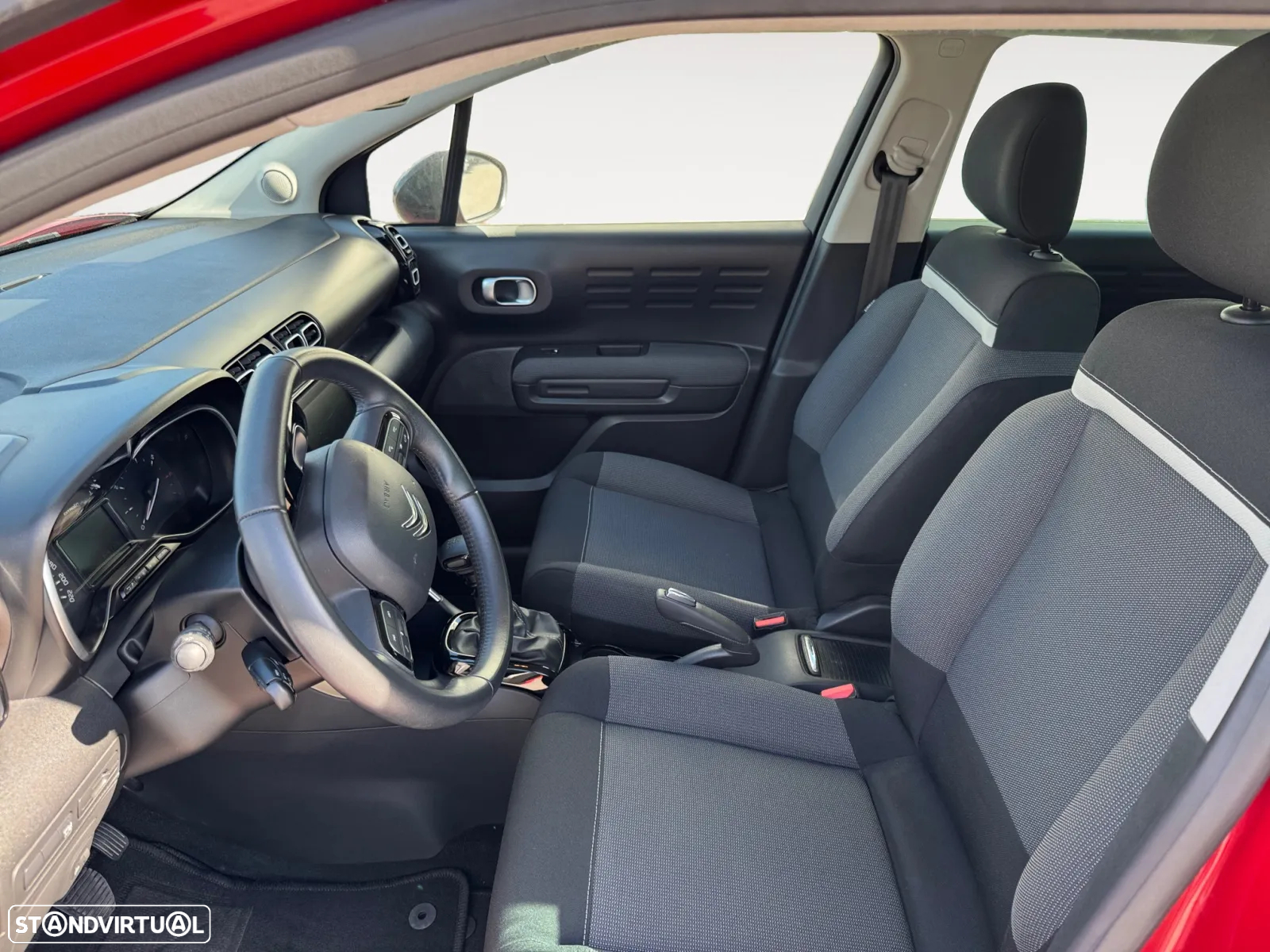 Citroën C3 Aircross 1.2 PureTech Shine - 10