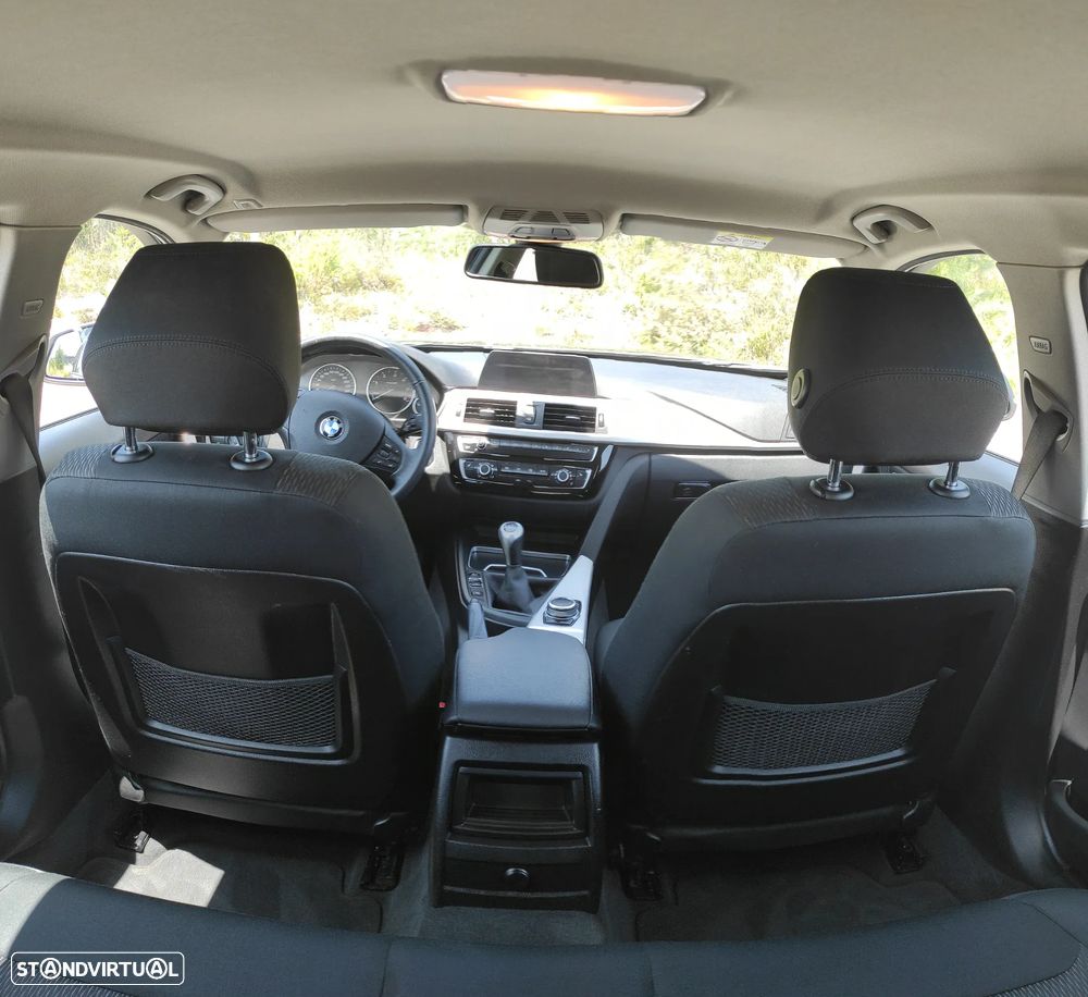 BMW 318 d Blue Performance - 26