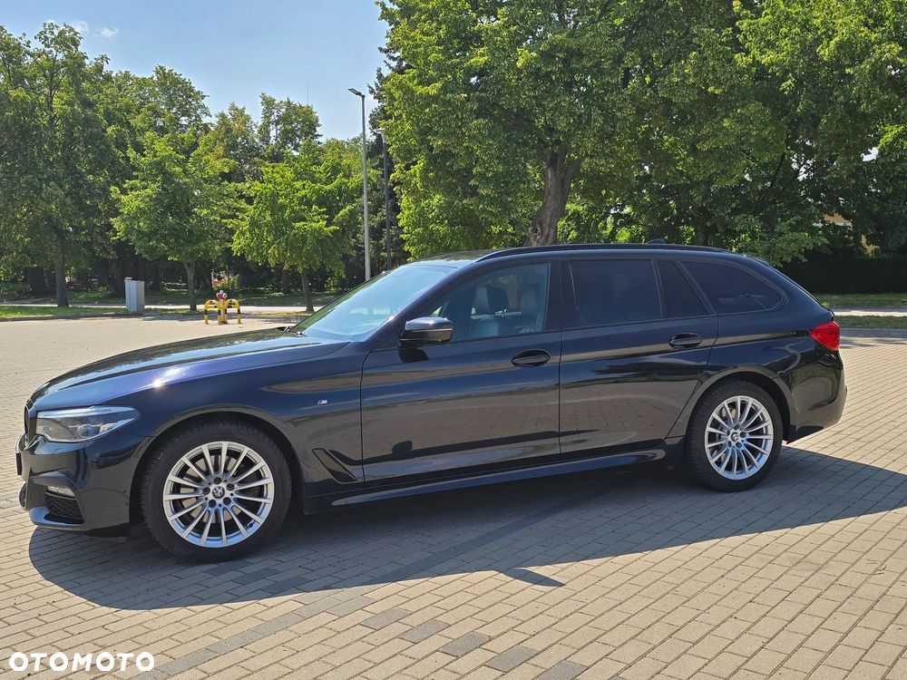 BMW Seria 5 520d M Sport sport - 9