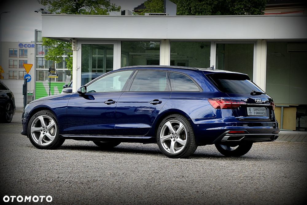 Audi A4 Avant 40 TDI quattro S tronic advanced - 5