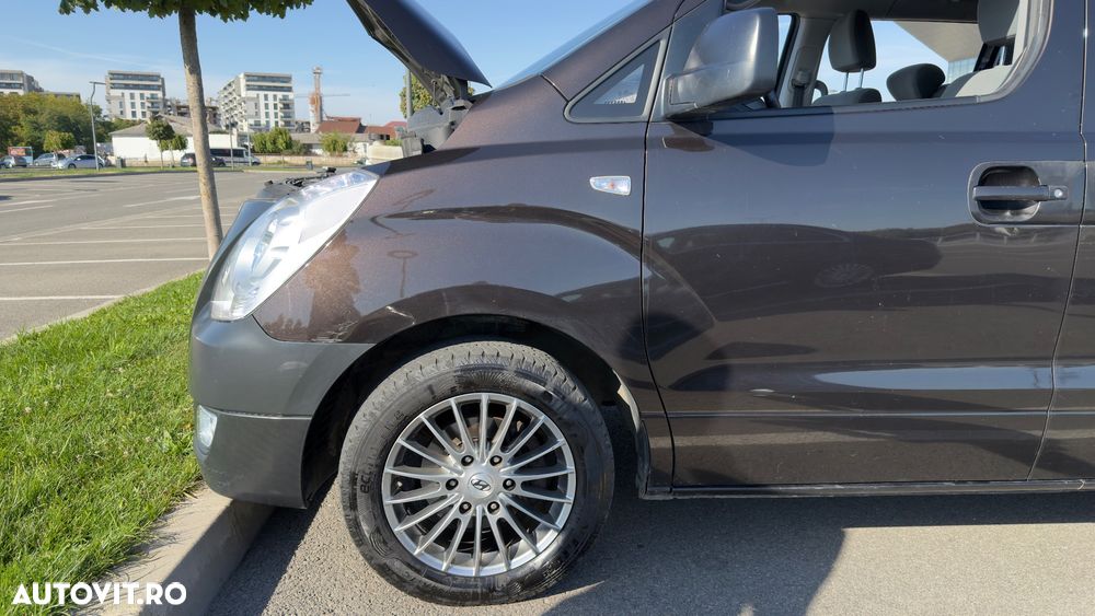 Hyundai H-1 Starex - 4