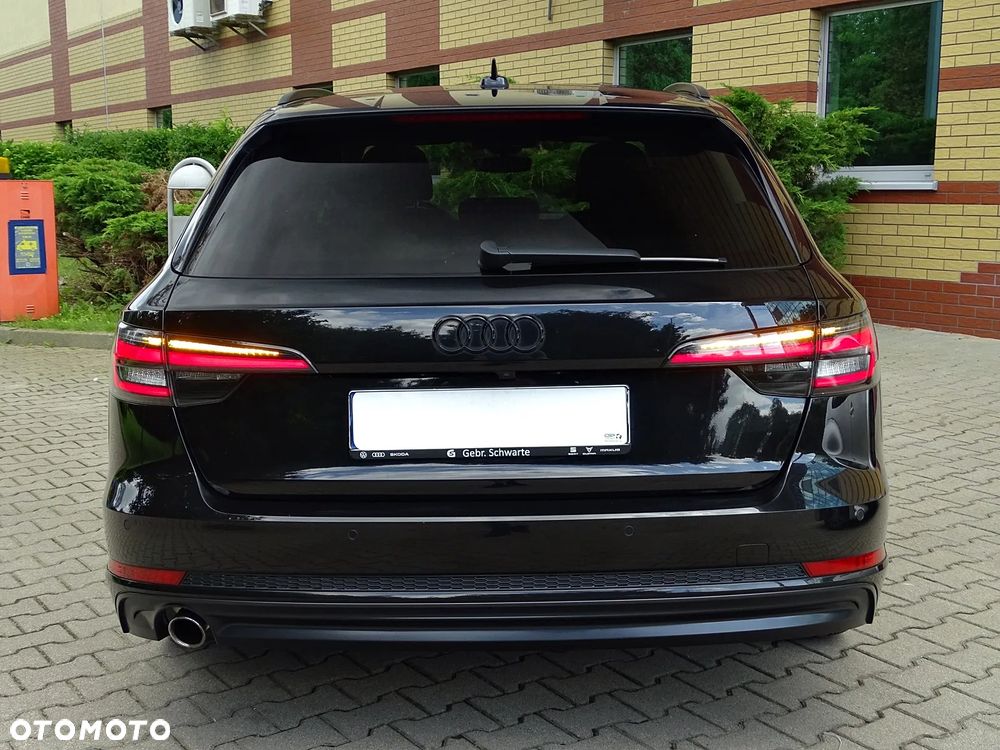 Audi A4 Avant 1.4 TFSI design - 12