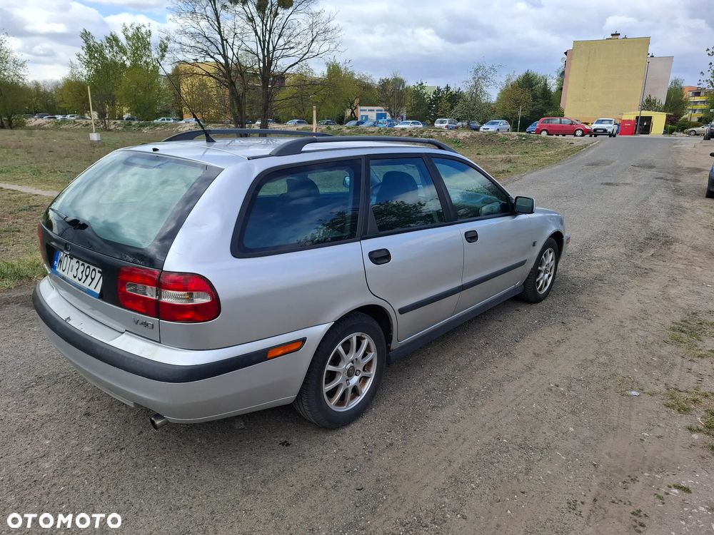 Volvo V40 1.8 Elegance - 3