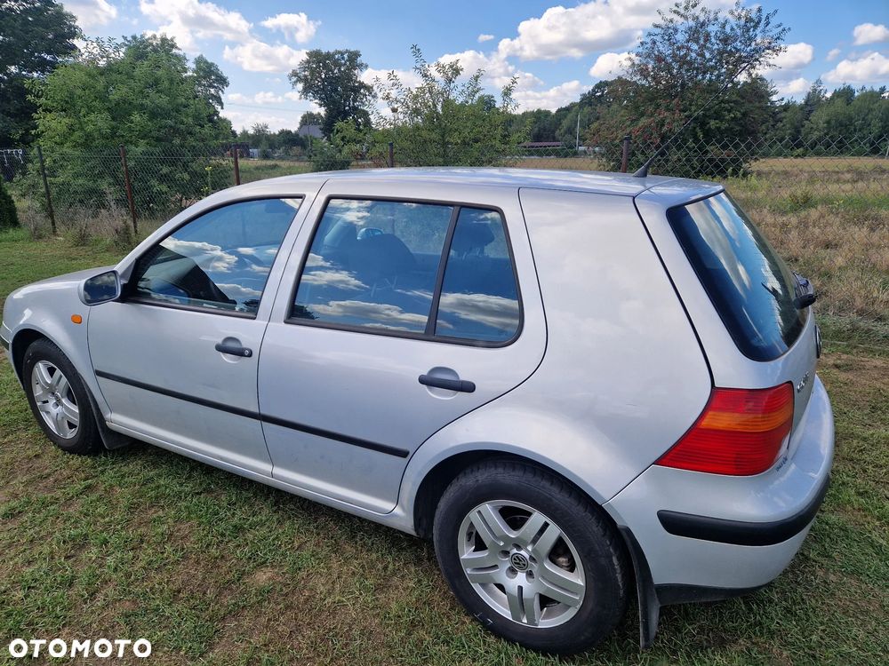 Volkswagen Golf 1.4 Comfortline - 5