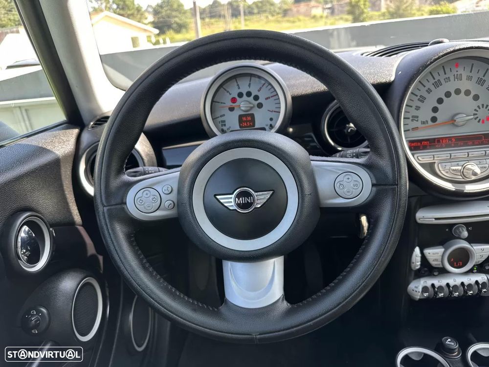 MINI Clubman Cooper D - 46