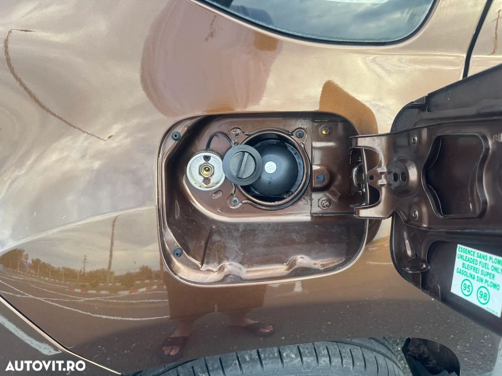 Dacia Duster 1.6 4x2 Prestige - 23