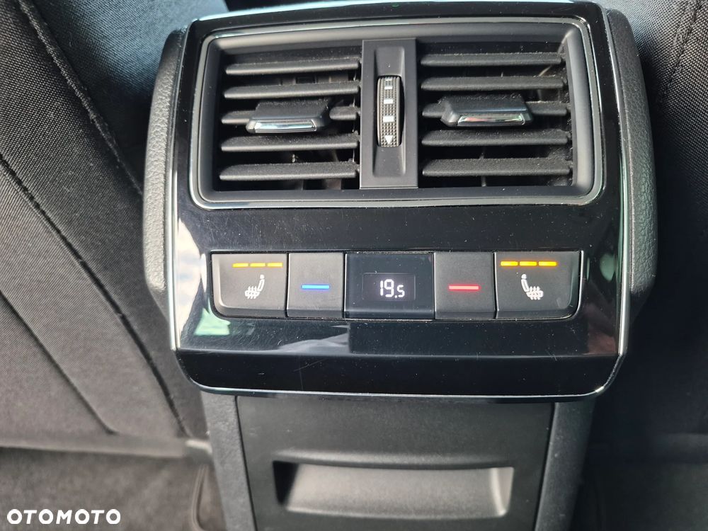 Skoda Superb 2.0 TSI Style DSG - 23