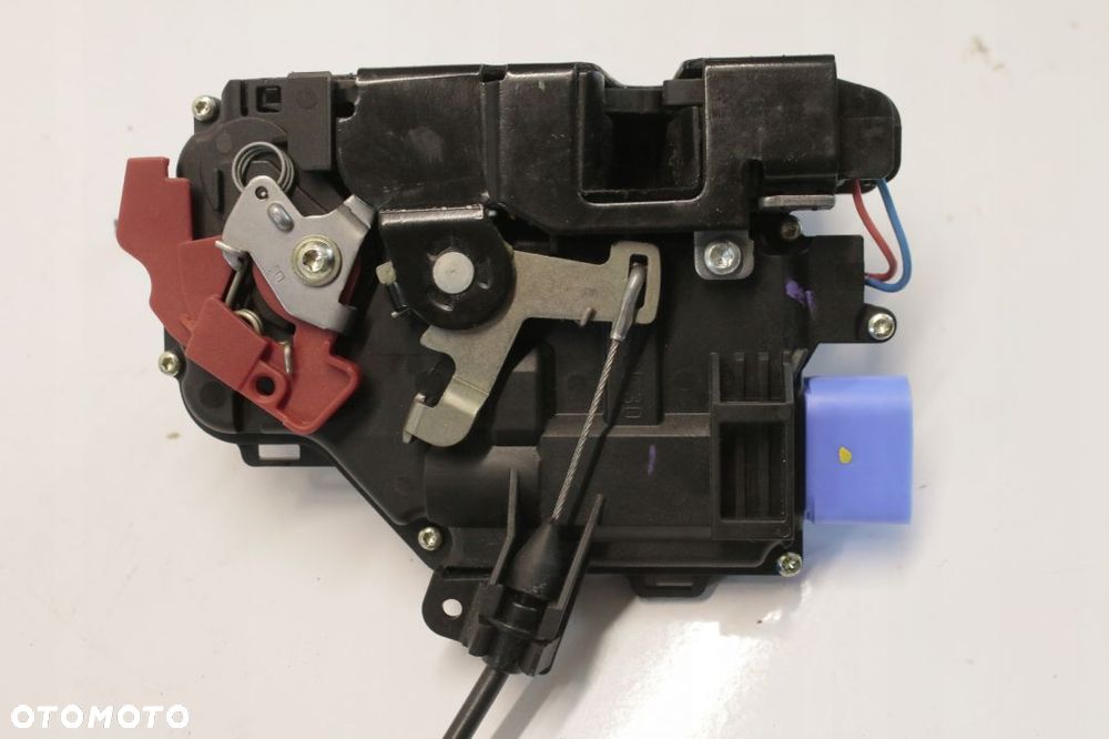 zamek drzwi prawy przód VW Golf V - 6