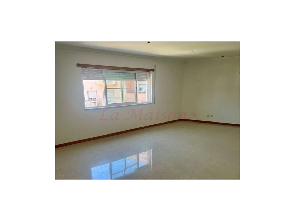 Apartamento T3 em São Julião do Tojal - Grande imagem: 5/33