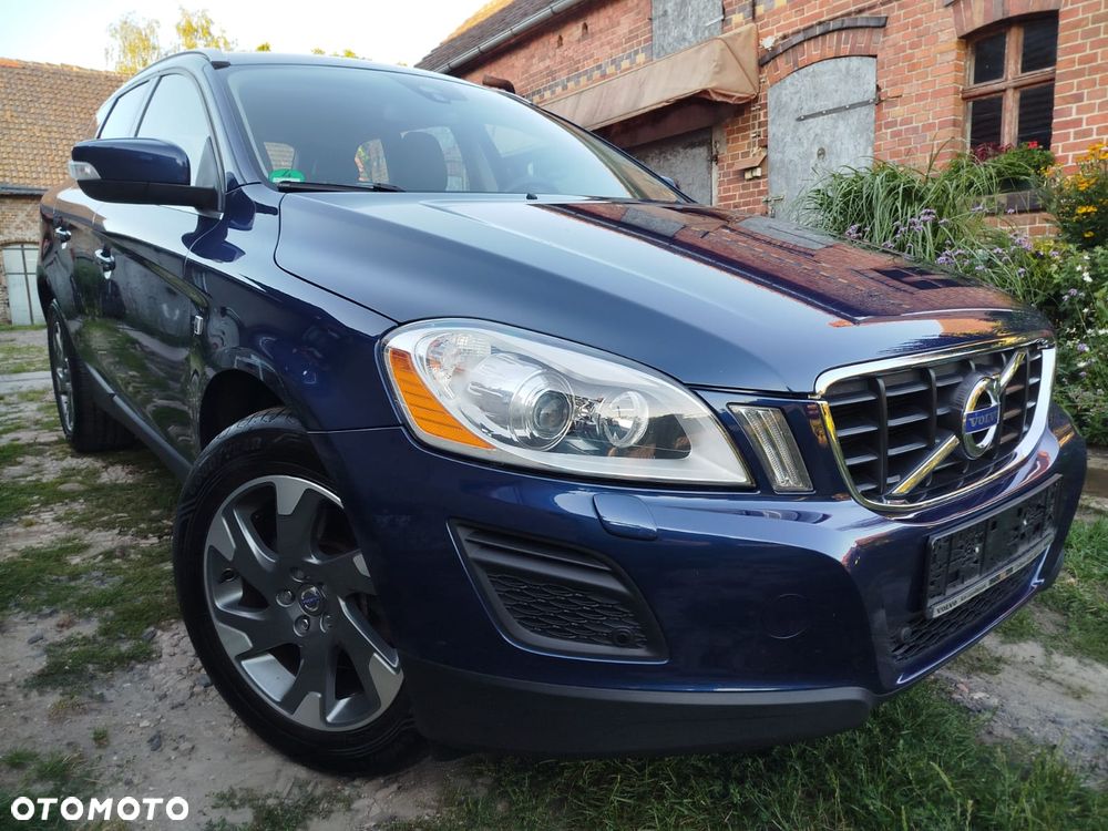 Volvo XC 60 - 1