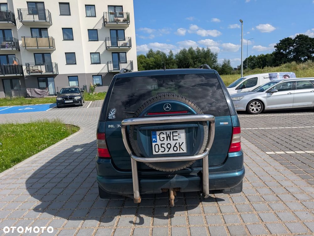 Mercedes-Benz ML 320 - 4