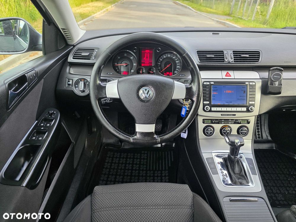 Volkswagen Passat - 6