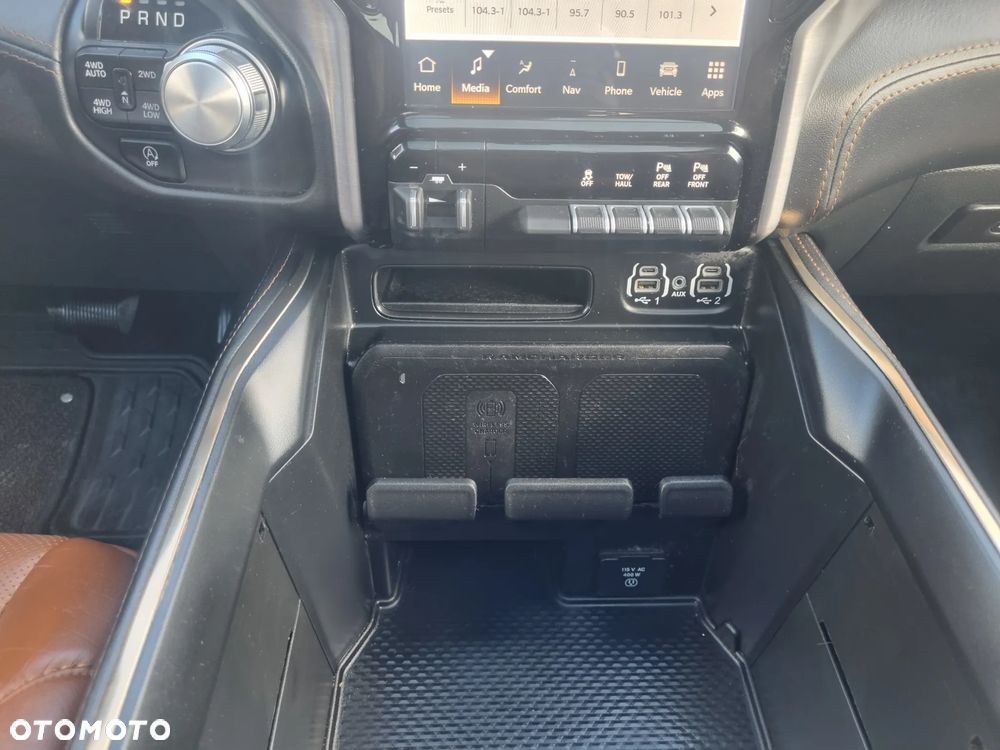 RAM 1500 Crew Cab Limited - 31