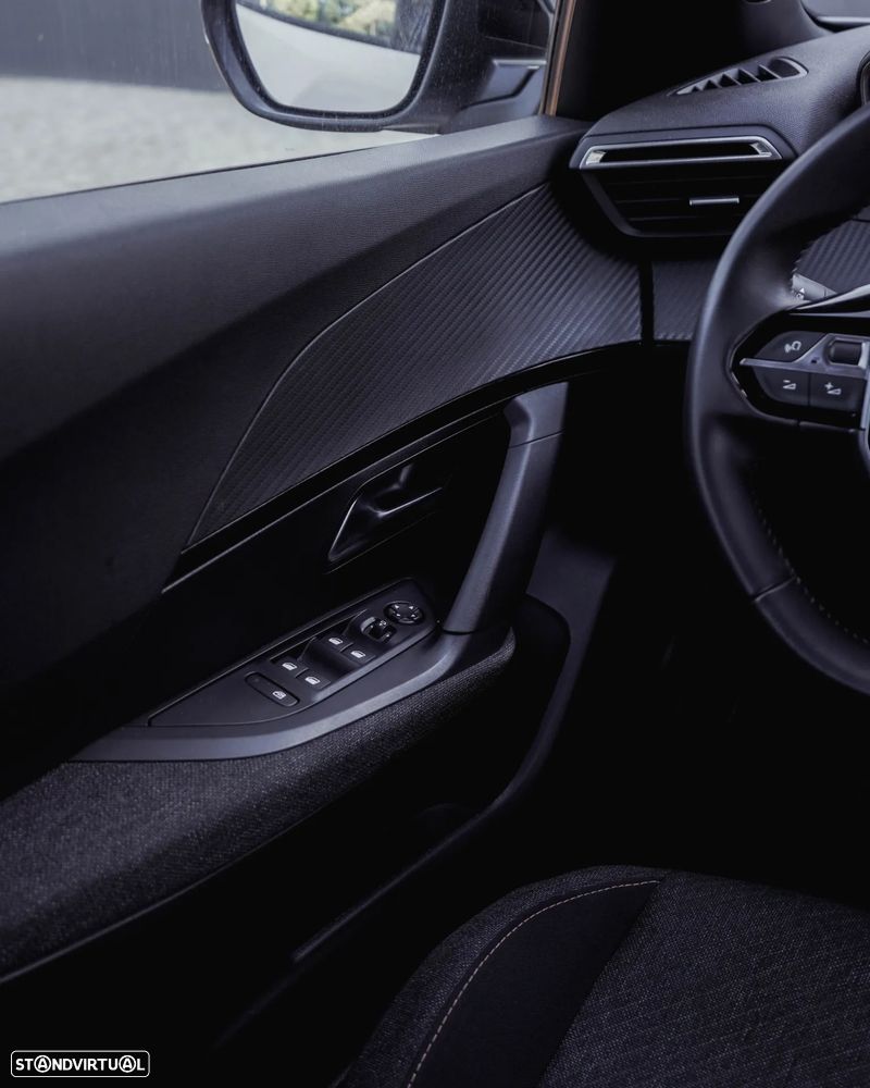 Peugeot 2008 1.2 Style - 26