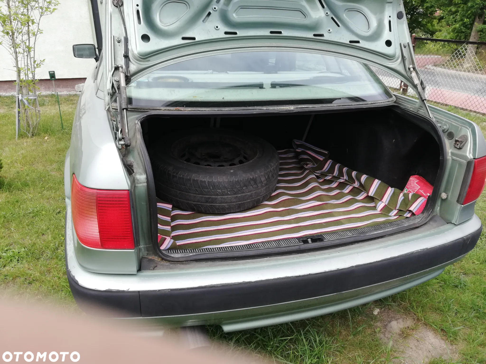 Audi 80 2.0 E - 11