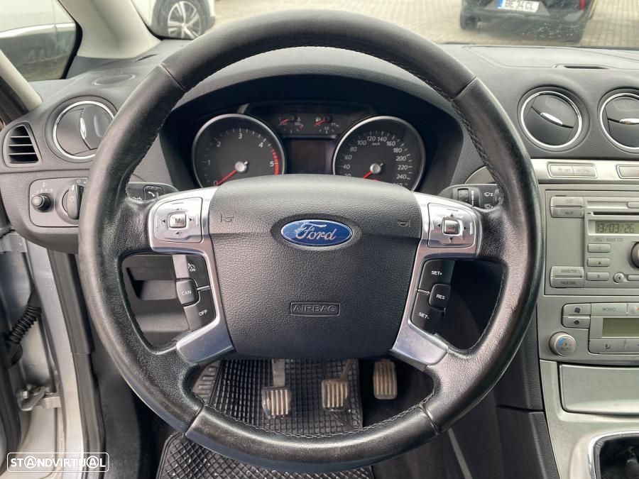 Ford S-Max 1.8 TDCi Titanium 7L - 5