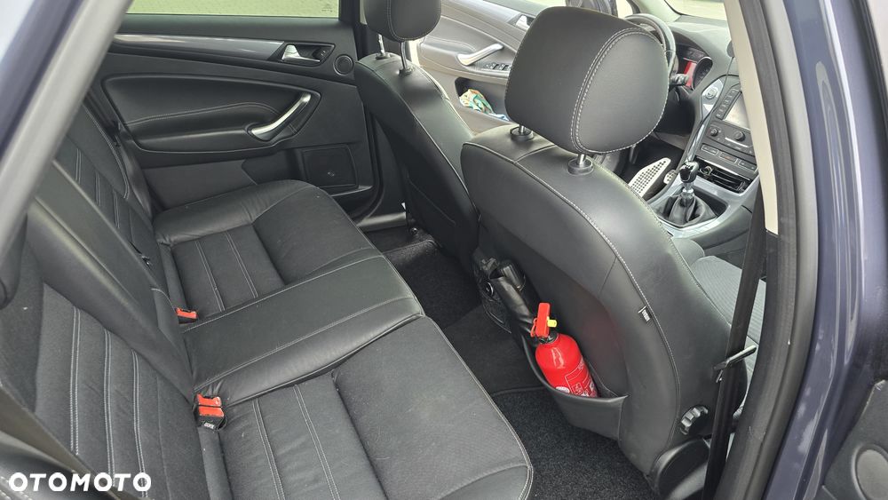 Ford Mondeo - 6