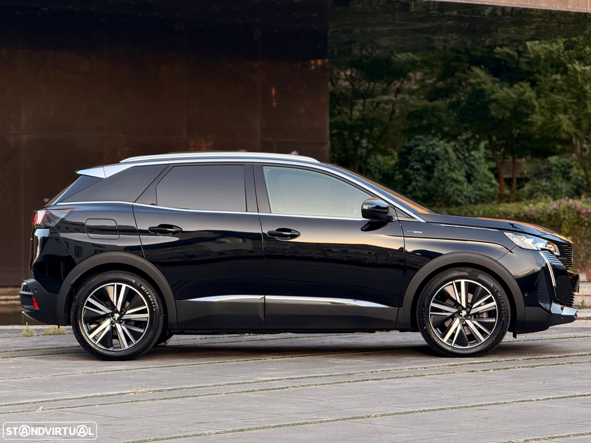 Peugeot 3008 1.6 Hybrid GT Pack e-EAT8 - 27