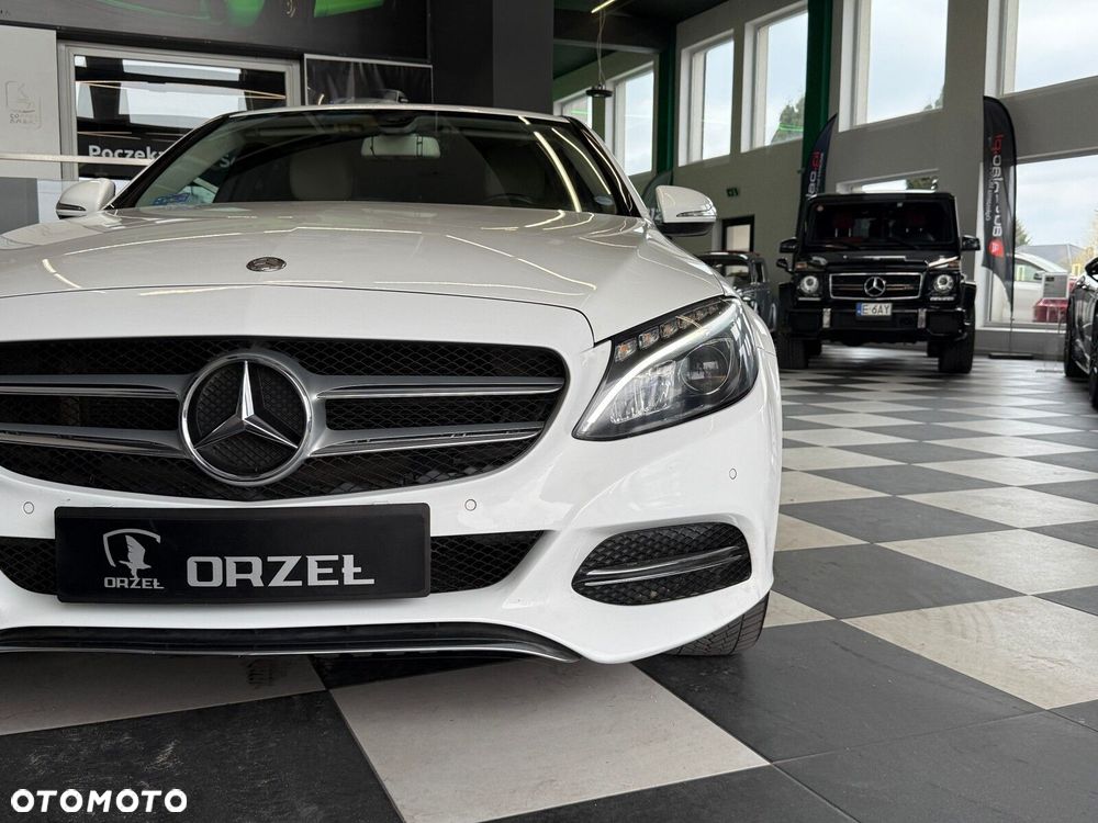 Mercedes-Benz Klasa C - 32