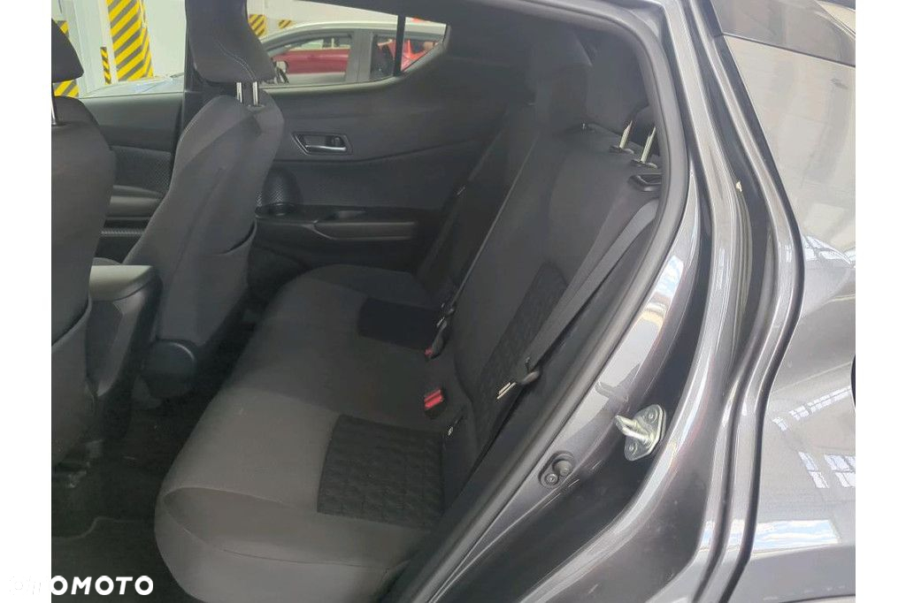 Toyota C-HR - 10