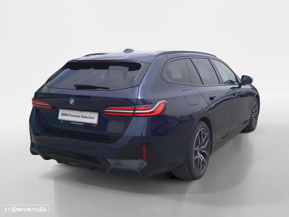 BMW 530 e Pack Desportivo M - 5