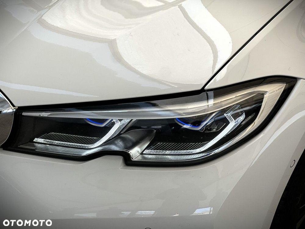BMW Seria 3 320d xDrive Sport Line sport - 9