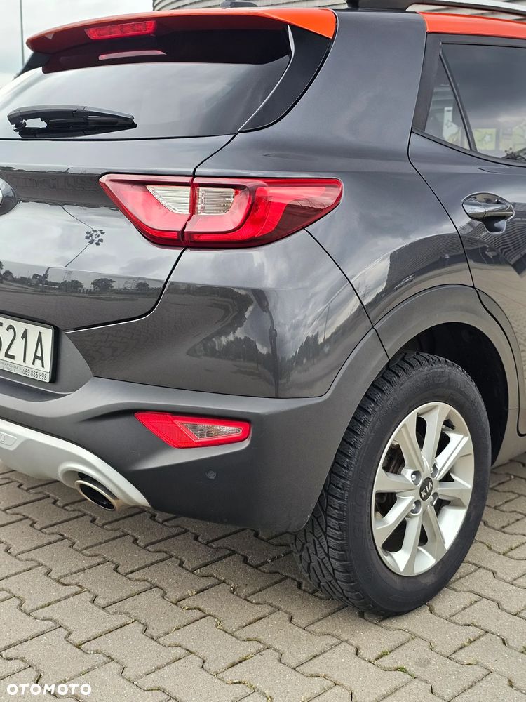 Kia Stonic 1.2 L - 22