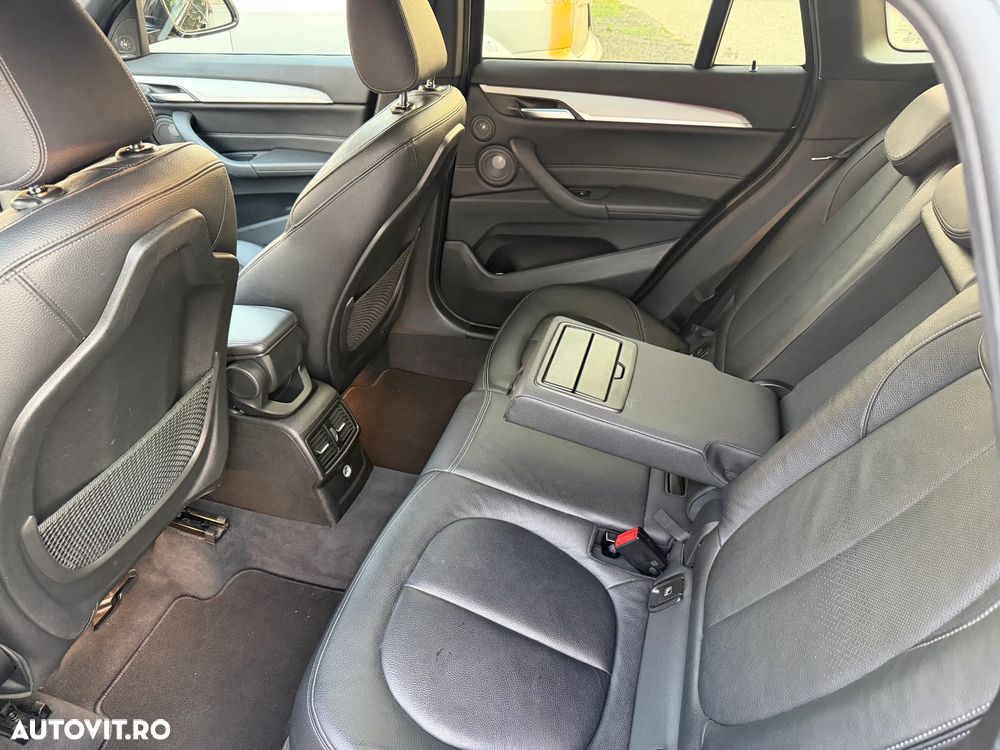 BMW X1 xDrive20i AT M Sport - 10