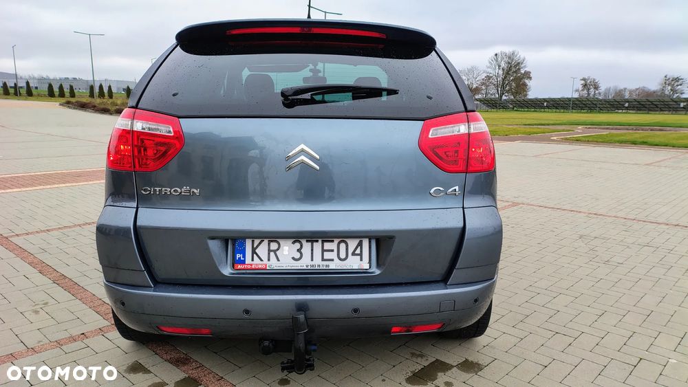 Citroën C4 Picasso - 11