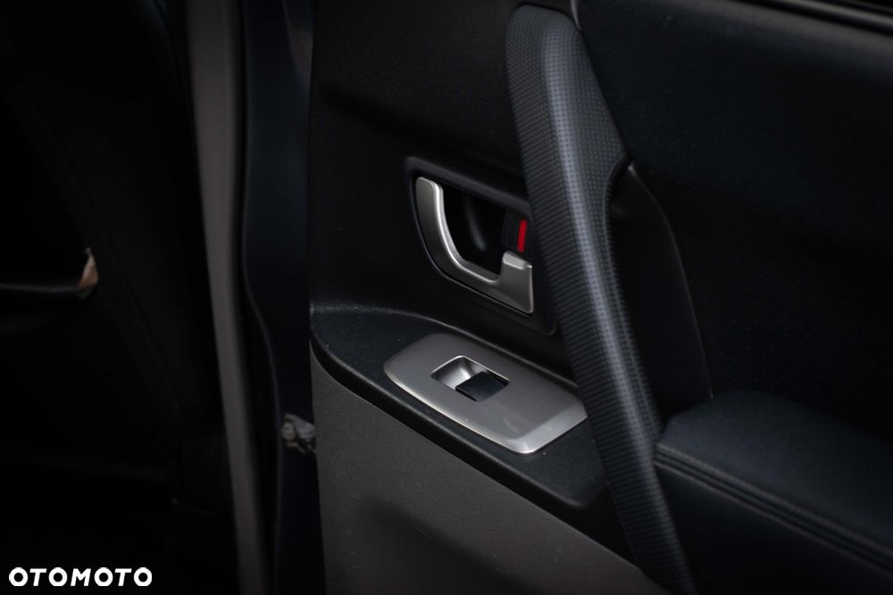 Mitsubishi Pajero 3.2 DID 7os (lea) - 10