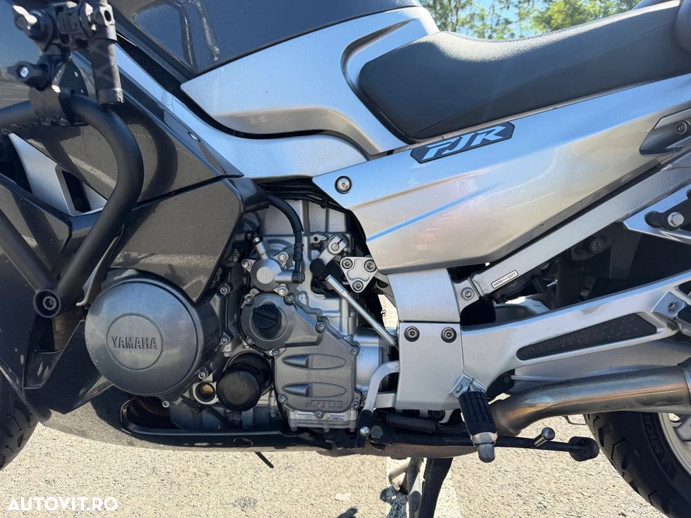 Yamaha FJR 1300A - 6